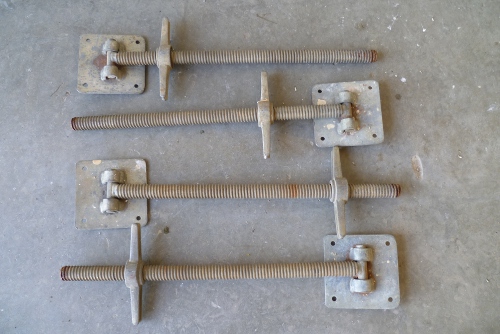 Scaffolding Levelors (set of 4)